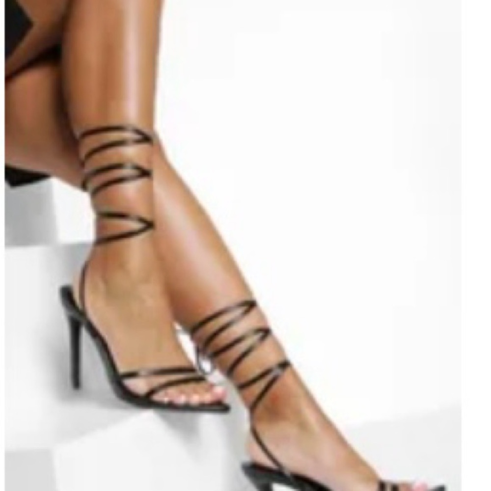 Elegant Black Strappy Heels NWT